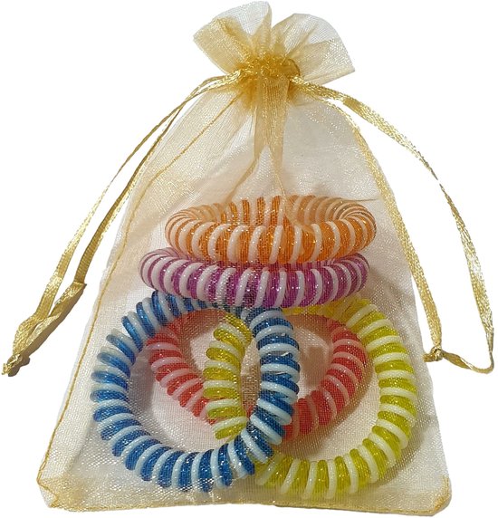 Gouden organzazakje met gestreepte, elastische spiraalklemmen voor haar in blauw, roze, oranje en geel.