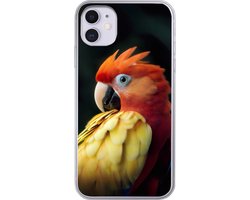Telefoonhoesje Geschikt voor iPhone 11 hoesje - Close-up - Papegaai - Veren - Oranje - Siliconen Telefoonhoesje Telefoonhoesje