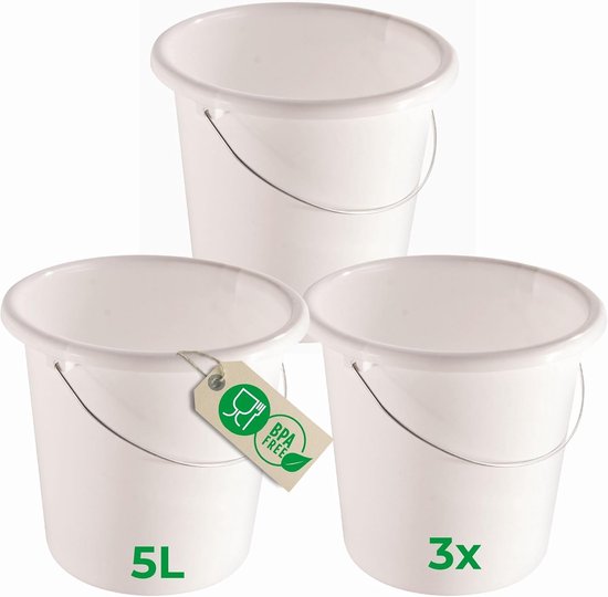 Drie witte Novaliv emmers, met label "5L" op één en "3x" op een andere. "BPA FREE".