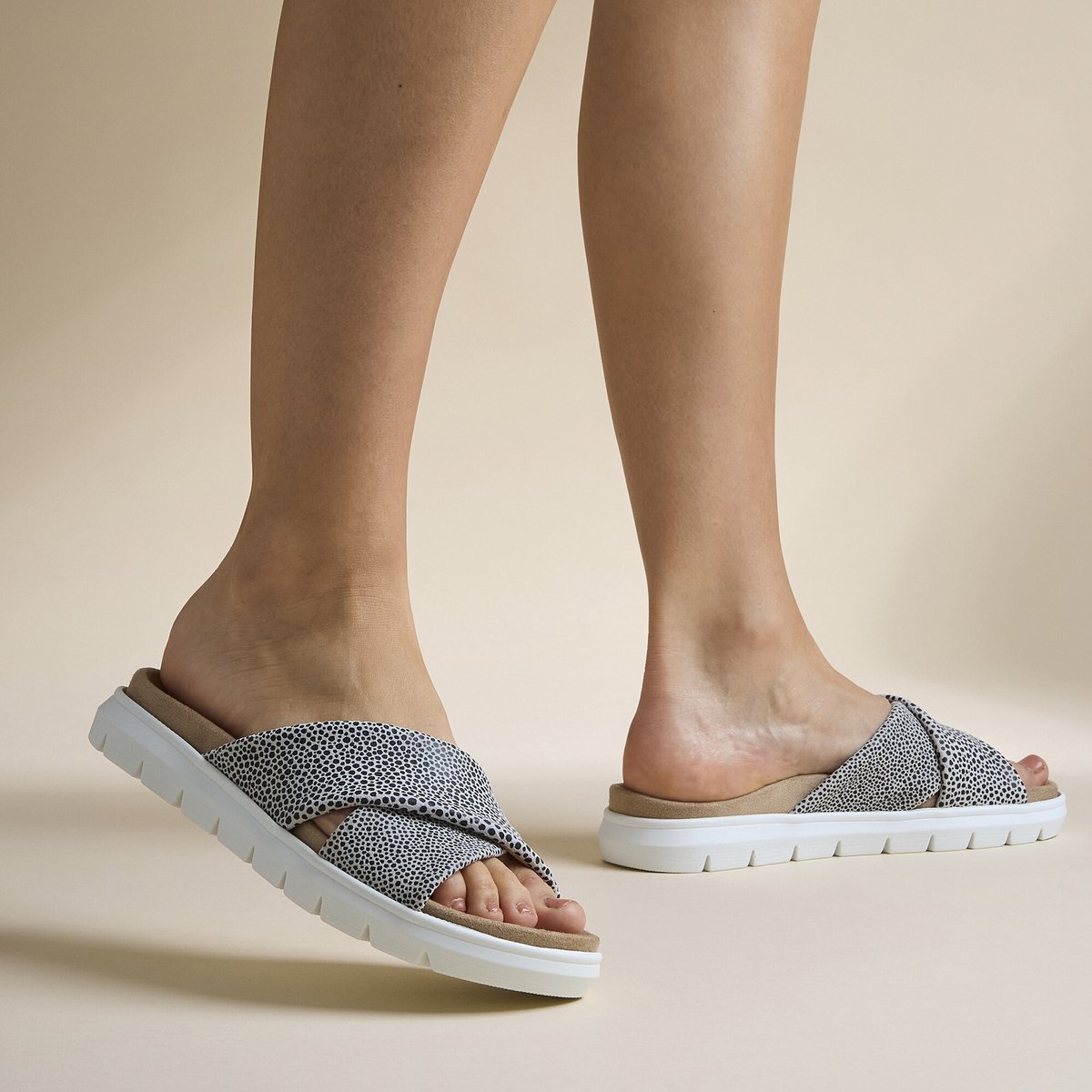 Feyn Slippers wit Leer - Maat 41