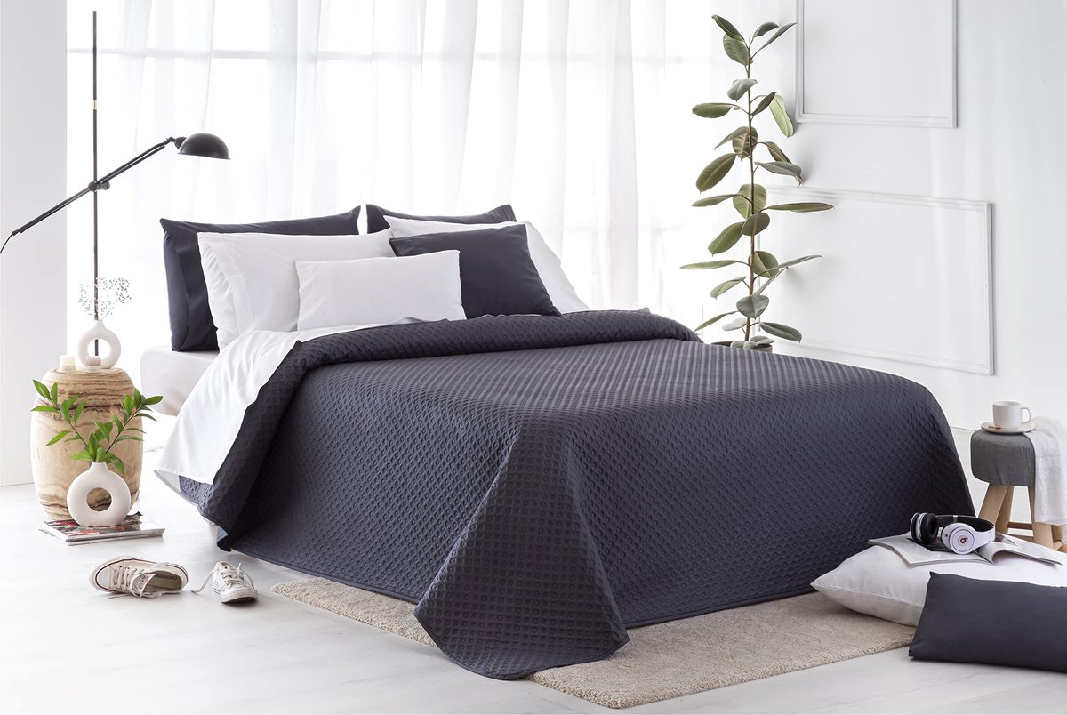 Unyqoos Luxueus Microvezel Dekbed voor Alle Seizoenen, Extra Zacht en Veelzijdig, Donkergrijs, 180 x 260 cm