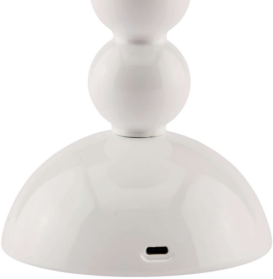 Détail de la lampe de table blanche : la base ronde avec un port USB-C.