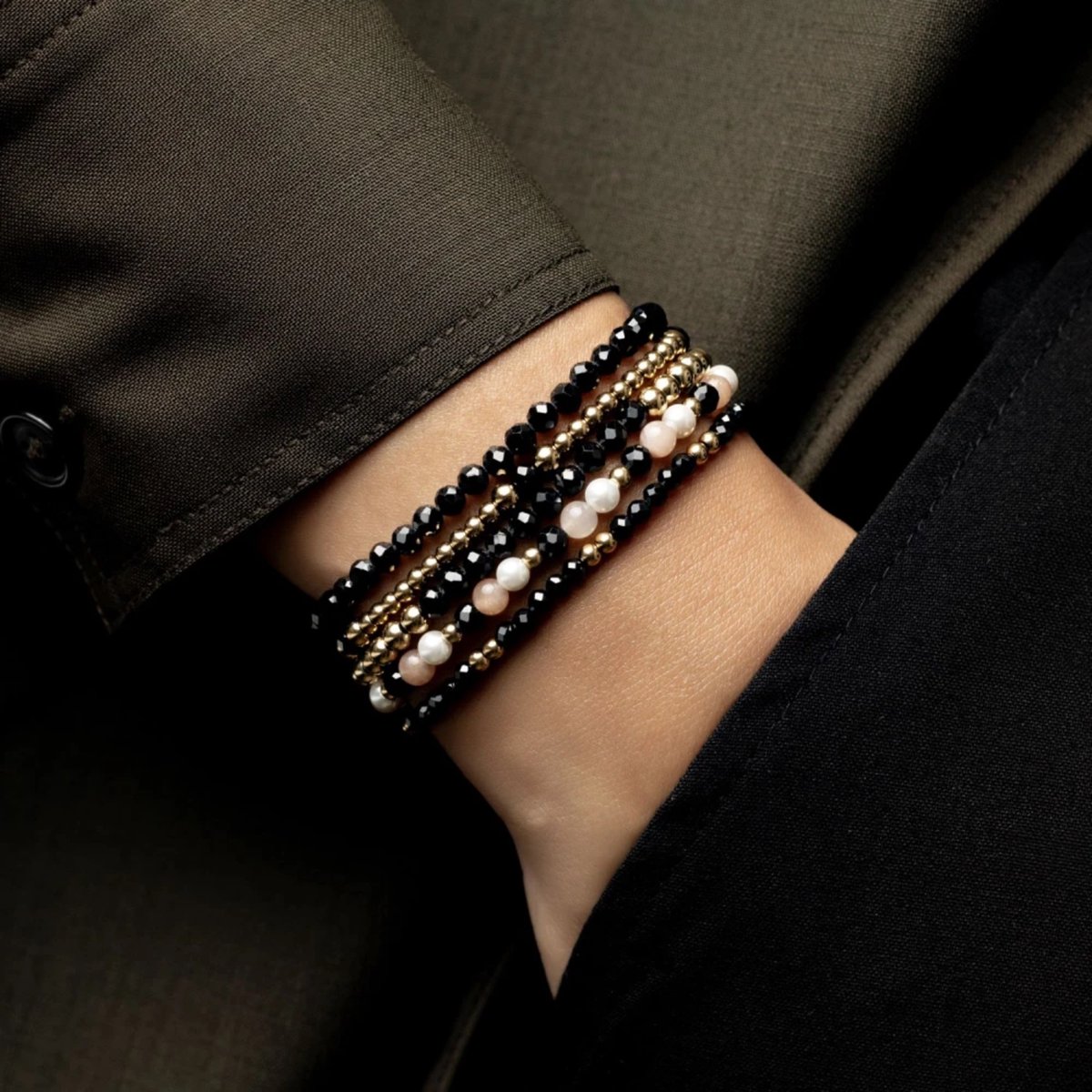 Rebel en Rose - RR-40153-G - Black Glam Rocks Gold - 4 mm - armband-Maat S