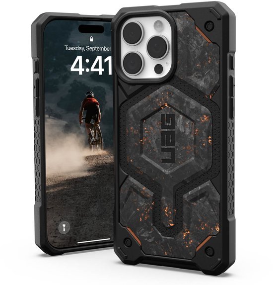 UAG Monarch Pro Backcover geschikt voor Apple iPhone 16 Pro Max - Forged Carbon