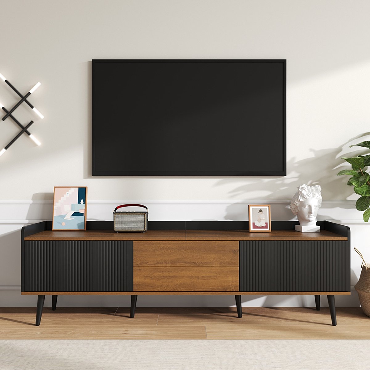 Pugsdrly TV-kast met drie deuren Compacte constructie Zwart en natuurlijke houtafwerking 160 L x 39 W x 49,5 H Zwart+Natuurlijk