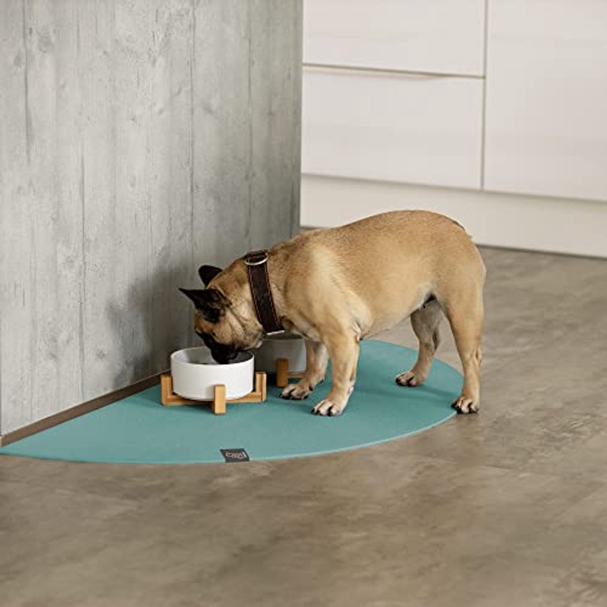 Antislip Voerbakmat voor Honden en Katten - Halfrond en Waterdicht, 30 x 60 cm, Petrol (Groenblauw)