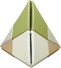Gevouwen foam speeltent met ritsen, in groen, wit en beige blokken.