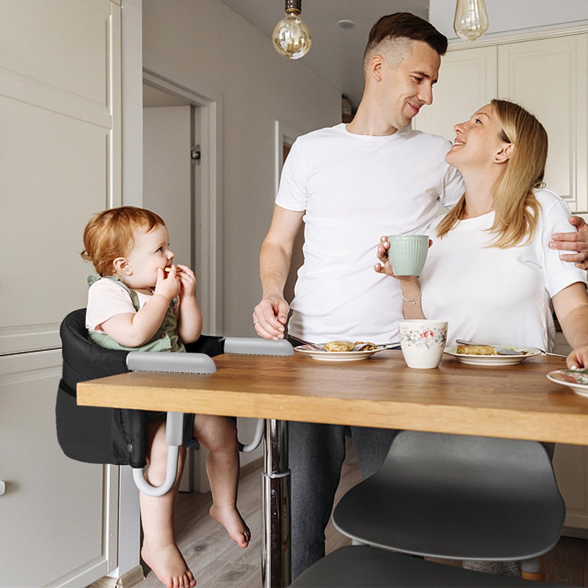 Dutchers® Premium Hangstoel Kind - Inklapbare Eetstoel Baby Voor Aan Tafel - Inklapbaar Kinderstoeltje voor Peuter - Opvouwbare Babystoel - Peuterstoel Kinderstoelen Meegroeistoel Kinder Stoeltje - Tafelhangstoel Zitstoel High Chair Eten – foto 8