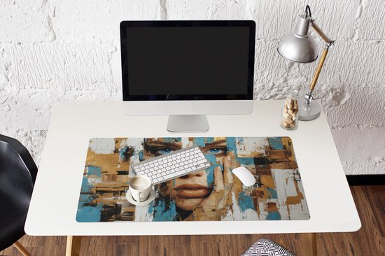 Muismat XXL 100x50 cm - Bureau onderlegger - Bureau mat Abstract - Penseelstreken - Blauw - Gezicht - Bureaumat - Gaming mousepad xl - Bureaulegger groot - Computer deskmat