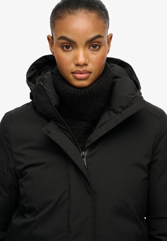 Superdry - City Fishtail Gevoerde Parka - Dames - Gewatteerde jassen