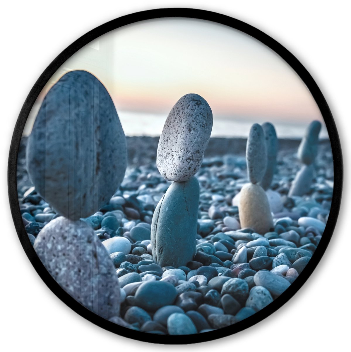 FrameYourWall Poster in lijst Rond - Fotolijst 40x40 cm - Posters - Zen stenen - Zonsondergang - Zee - Ronde posterlijst zwart - Decoratie - Wanddecoratie woonkamer - Muurdecoratie slaapkamer Strand - Stenen
