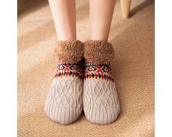 Pluche pantoffels voor mannen en vrouwen, pluche gevoerde nieuwe sokken, warme en antislip wintersokken, pluche thermische sokken,Lichtbruin,M