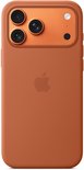 Coque terracotta pour iPhone 17 Pro Max avec îlot caméra orange.