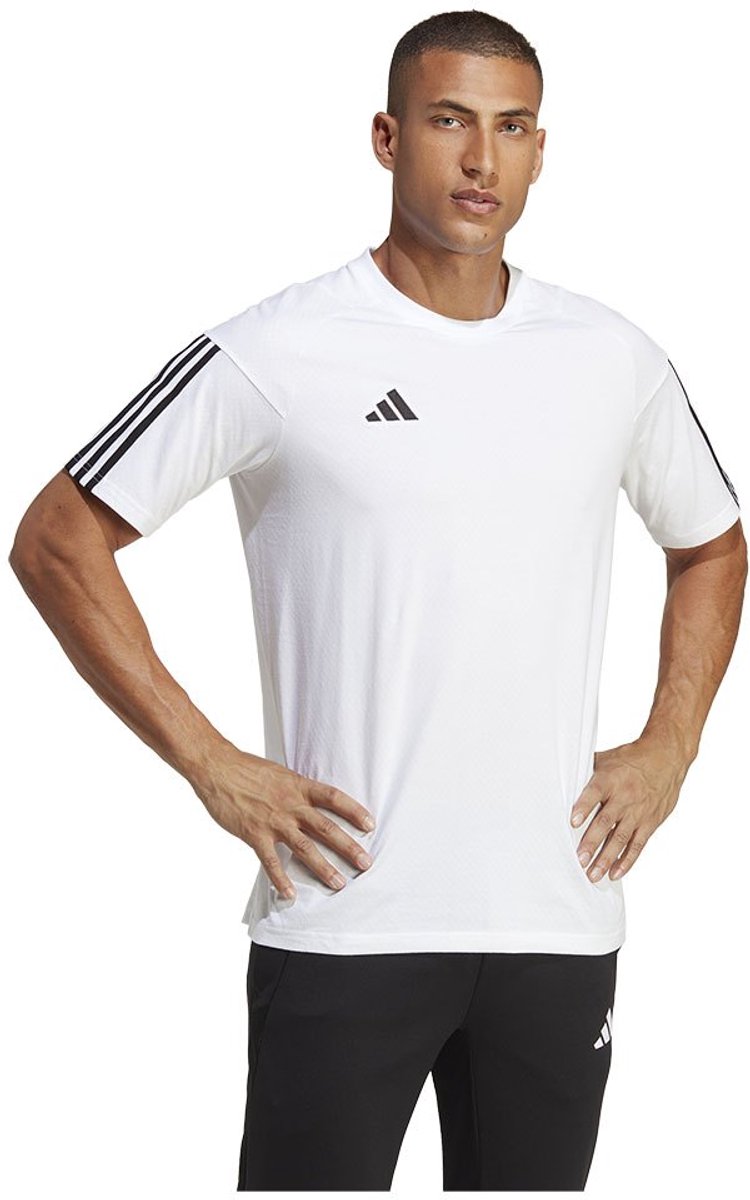Adidas Ic4574 T-shirt Met Korte Mouwen Wit L / Regular Man