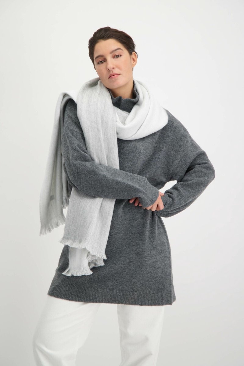 Double Scarf Light Grey / White