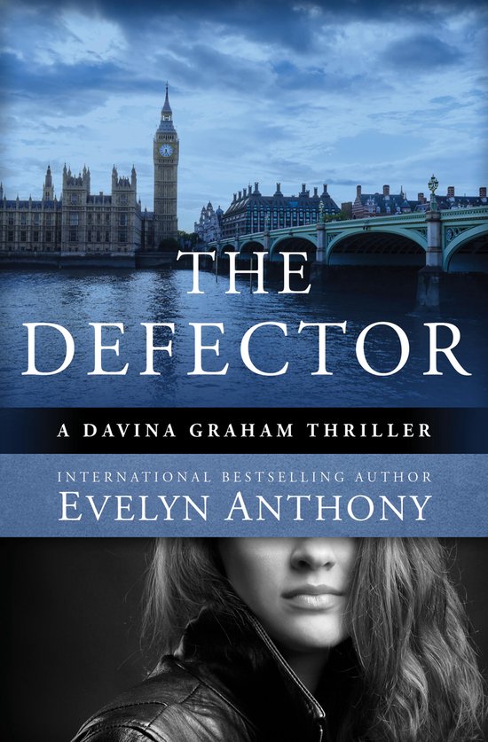 The Davina Graham Thrillers 1 - The Defector - cover