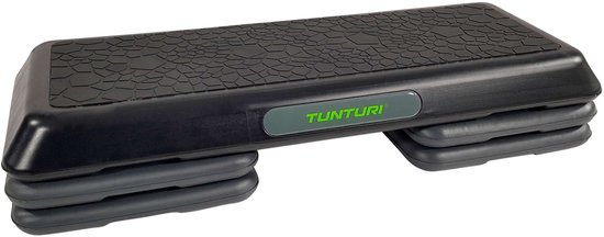 Zwart aerobic step met grijs Tunturi logo en grijze steunen.