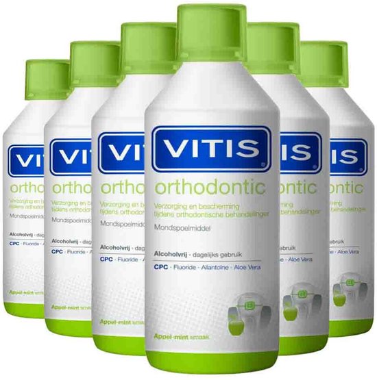 Een voordeelverpakking van zes flessen Vitis mondwater, met groene doppen en labels.