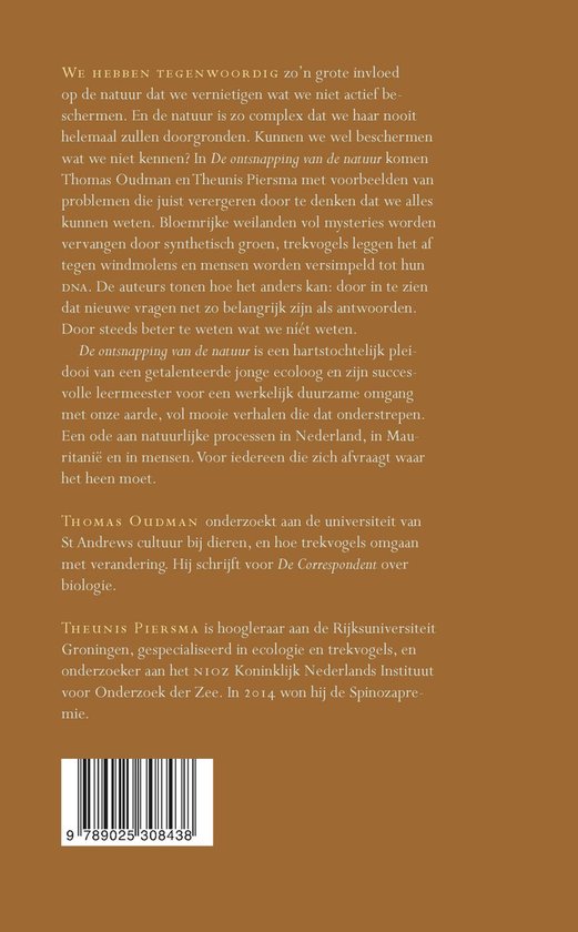 Boek met een Nederlandse tekst over de natuur en een barcode.