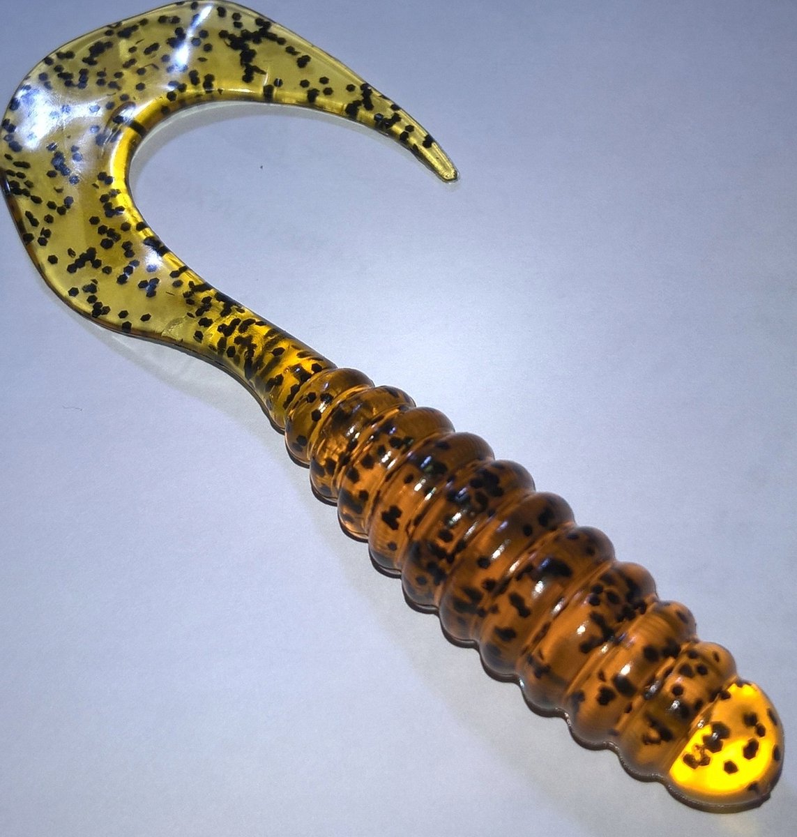 Mann's Twister 100mm Zwart met Glitter - Visgerei