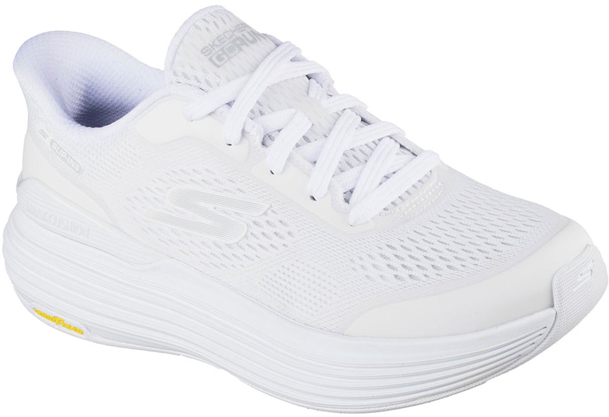 Skechers Max Cushioning Suspension Chr White Synthetic / Trim