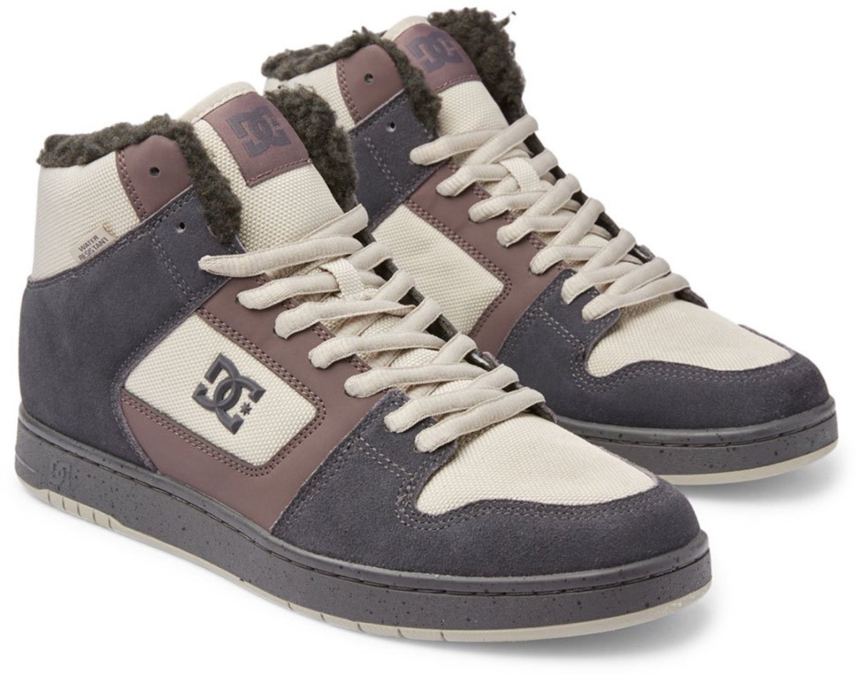 Dc Shoes Manteca 4 Wr Schoenen 1/2 Man Grijs