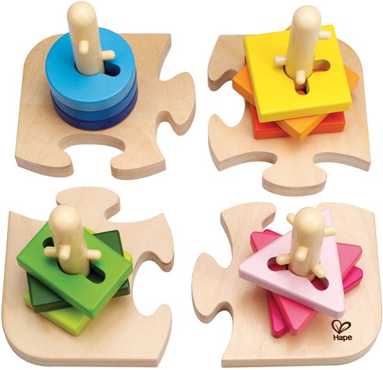 Hape Steckpuzzle met blauwe ringen, gele en oranje vierkanten, groene vierkanten en roze driehoeken.