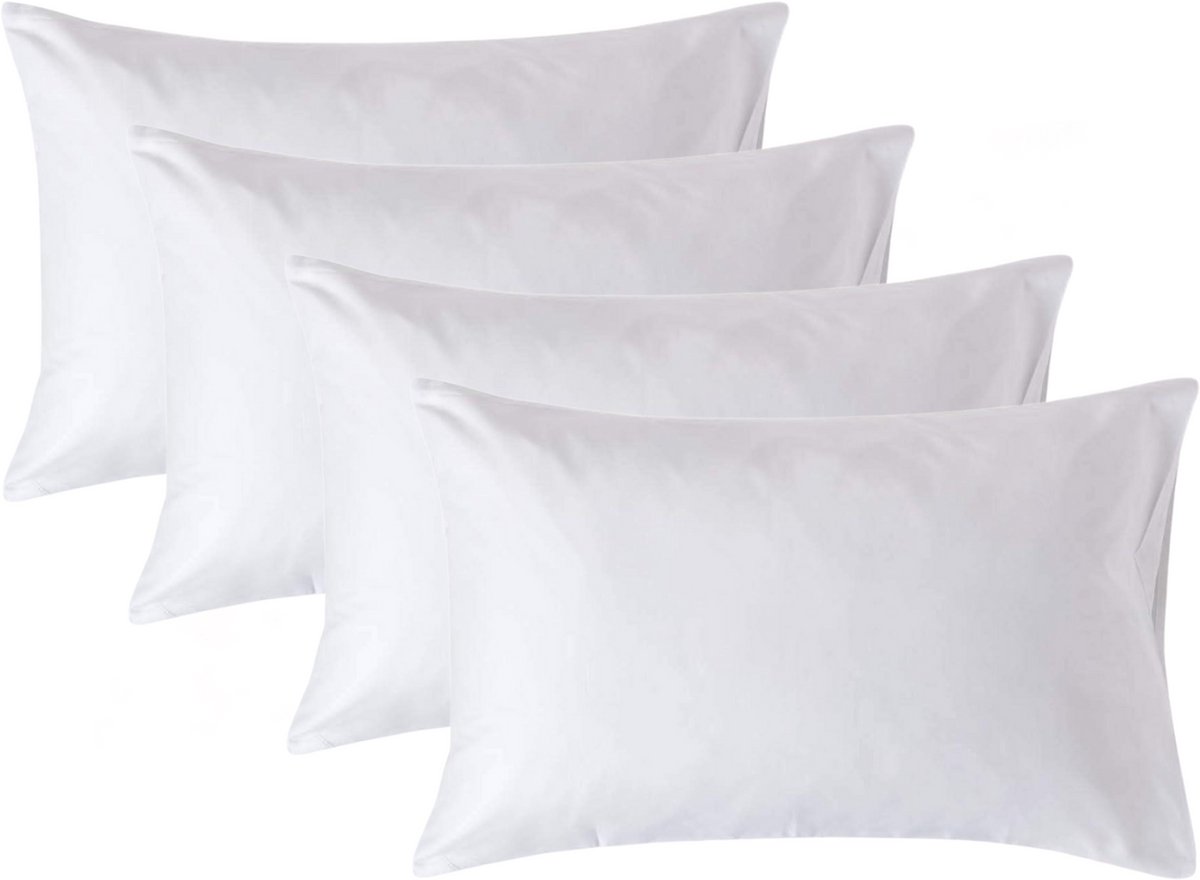 Homescapes Biologisch Kussensloop 50x75 cm – Set van 4 – Wit – 100% Egyptisch Katoen Satijn – Draaddichtheid 400