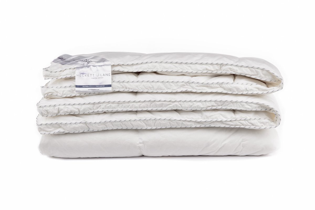 Heckettlane Dekbed - All Year Donsdeken - 200x200 cm - Geschikt voor de zomer - Ademend Deken
