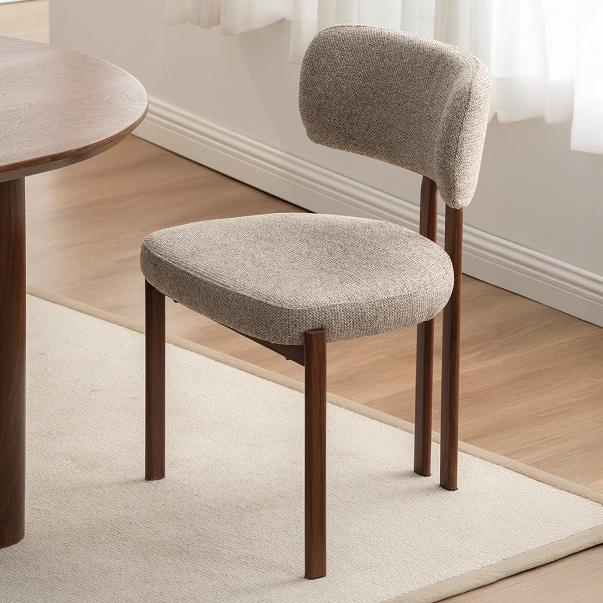 Milton & Oldbrook Eetkamerstoel Ubeda Walnootlook Bruin