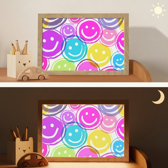 Nachtlampje 30x20 cm - Kinder lampje - Smileys - Kleurrijk - Neon - Tafellamp kinderkamer - Slaapkamer lamp - Bedlamp kinderen - Kinderlampje stopcontact - Wandlamp babykamer - Nachtlampjes van Merkloos — afbeelding 4