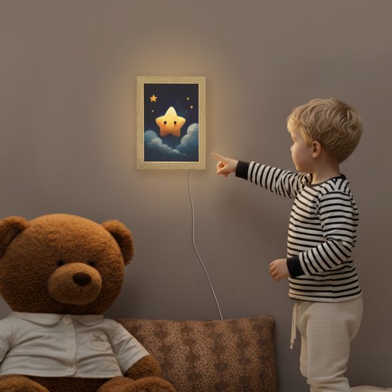 Nachtlampje 15x20 cm - Kinder lampje - Ster - Gezichtje - Nacht - Wolken - Tafellamp kinderkamer - Slaapkamer lamp - Bedlamp kinderen - Kinderlampje stopcontact - Wandlamp babykamer - Nachtlampjes van OnlyWow — afbeelding 5