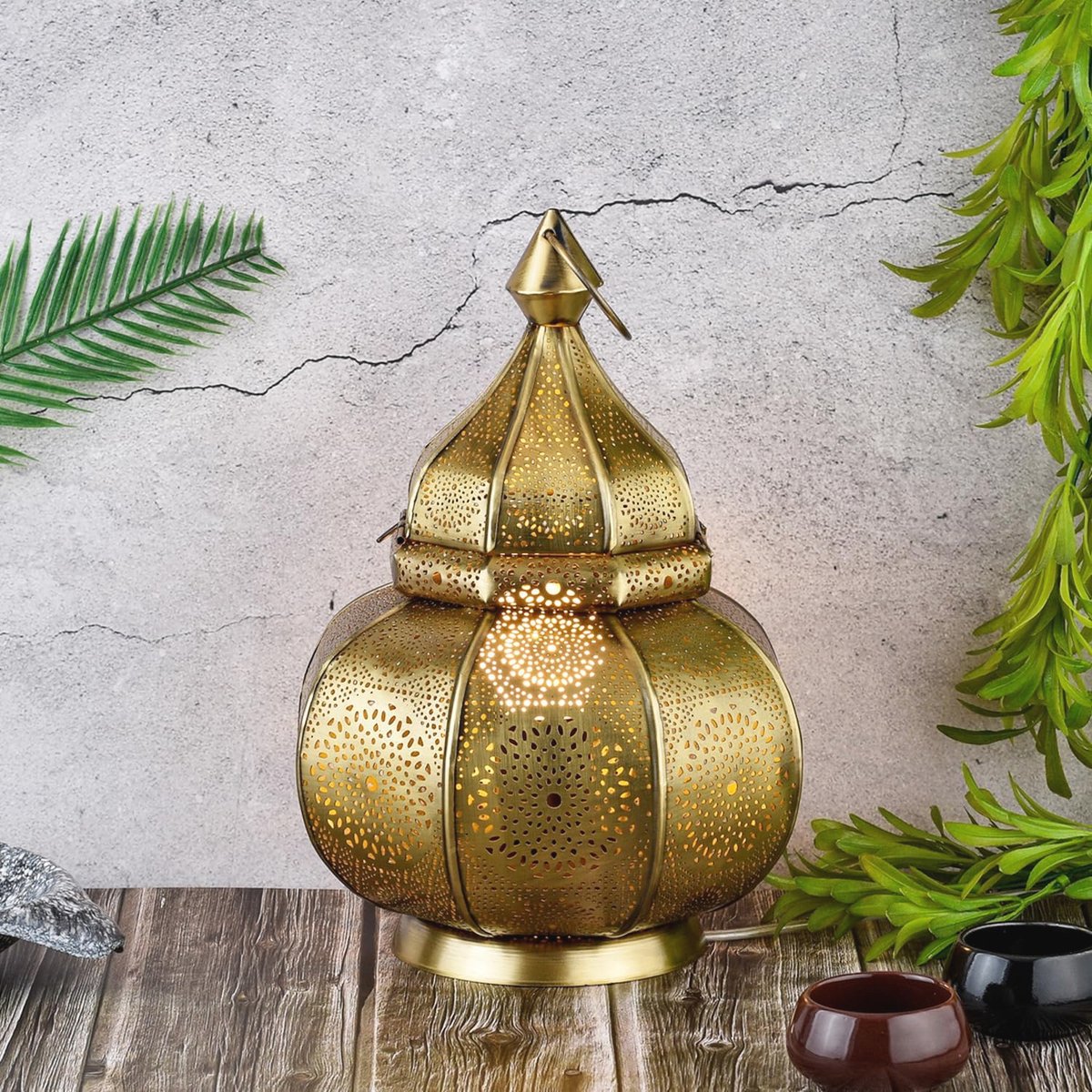 Oosterse Tafellamp en Lantaarn - Handgemaakt, 30 cm, Metalen Design
