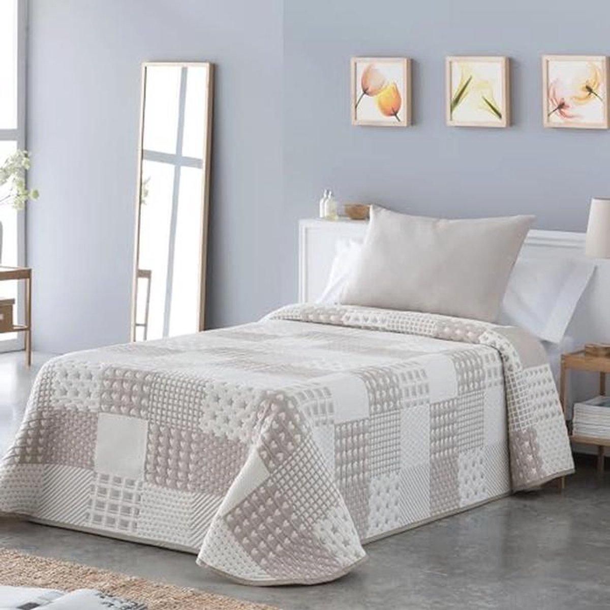 Lichte sprei voor tweepersoonsbed - 150 cm, beige