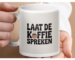 Mok 'Laat de Koffie Spreken' koffie lover mok, humor mok, retro mok, cadeau voor koffieliefhebbers, grappige spreuk mok, inspirerend mok