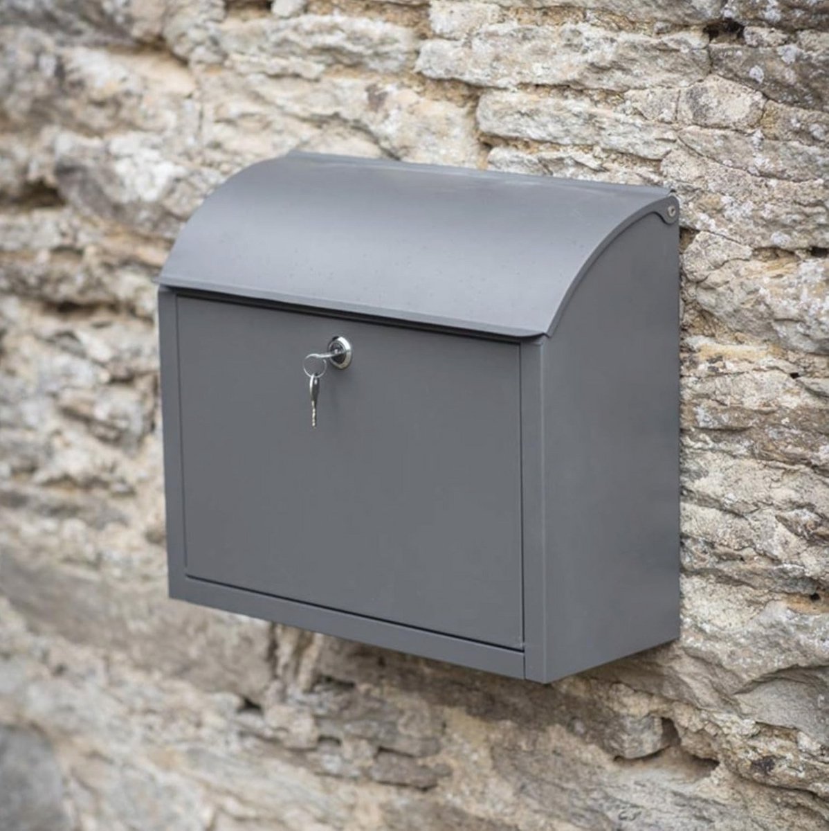 Afsluitbare Wandbrievenbus voor Grote Enveloppen en Kleine Pakketten - Vintage Houtskool Staal