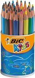 Blik met BIC Kids Evolution potloden in diverse kleuren, met een gele potlood ernaast.