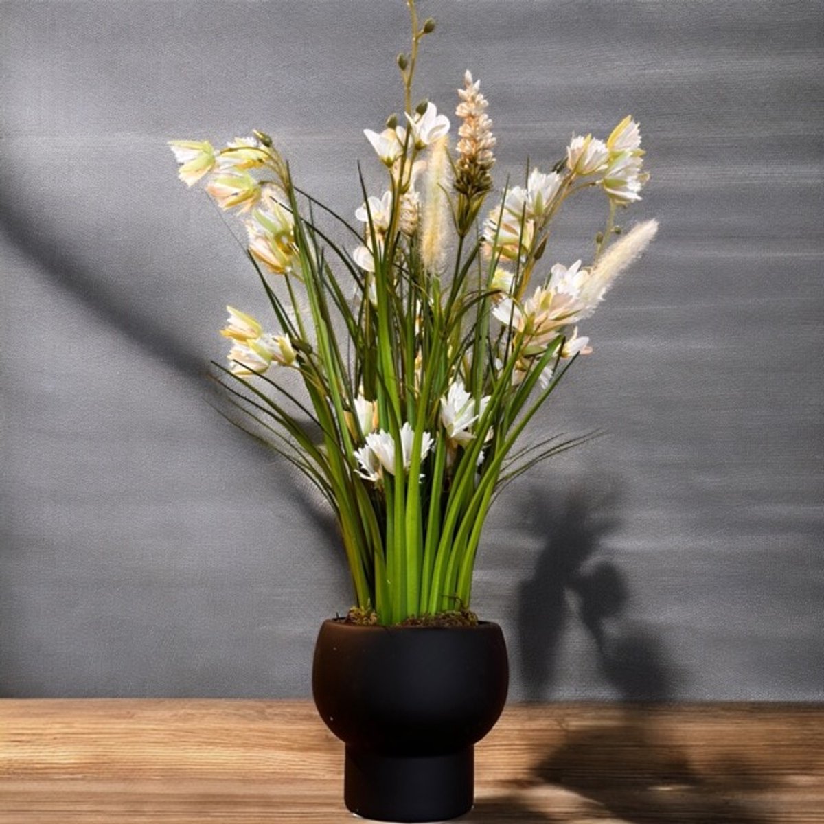 Seta Fiori - Zijden kunstbloemen- Mat zwart Keramiek trendy pot met Kunstbloemen Grasboeket – 50 cm Hoog