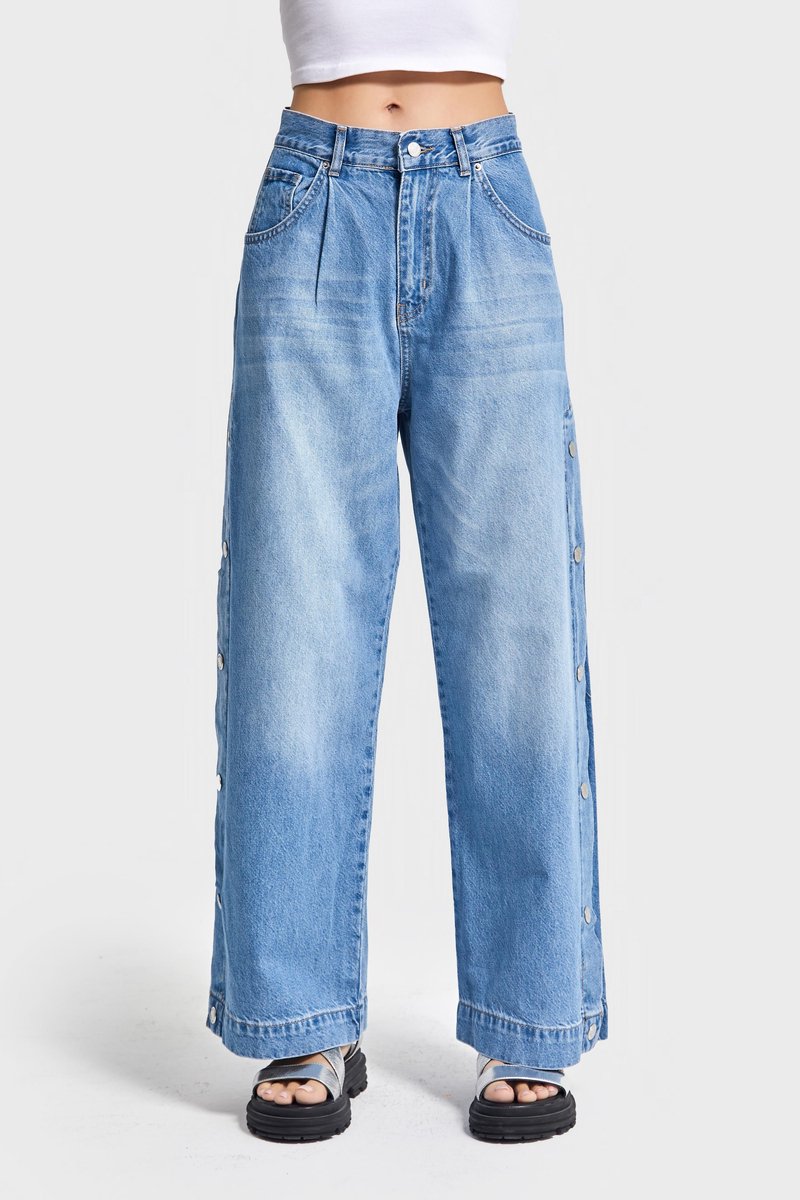 It's Basic - Relaxed High Rise Jeans