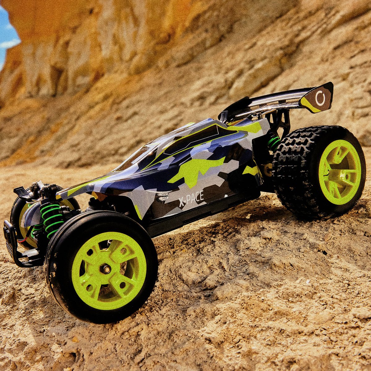 Overmax X-Pace - Bestuurbare Auto - 2 accu’s - 30 km/u - 4x4 - 1:18 - Bereik 100m - Onafhankelijke vering - LED’s - Offroad RC Auto Volwassenen & Kinderen - Afstandsbestuurbare Auto voor Buiten — afbeelding 16