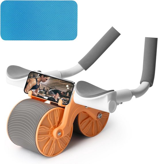 Een oranje buikspierroller met telefoonhouder met een smartphone met fitnessafbeelding en een blauwe mat.