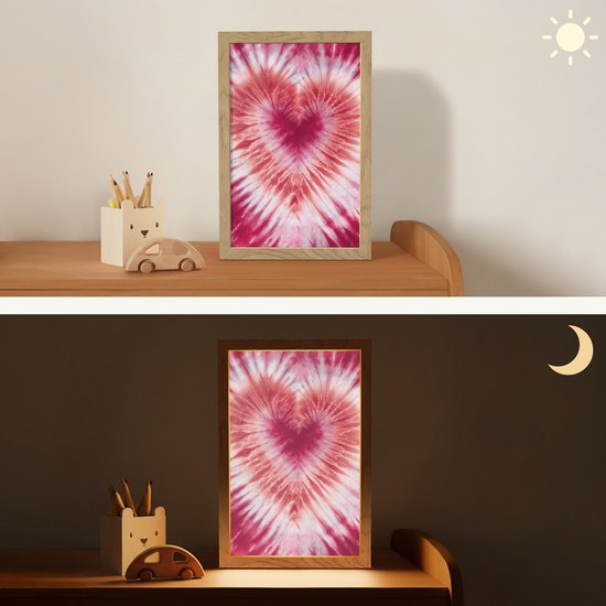 Nachtlampje 20x30 cm - Kinder lampje - Hartvorm - Roze - Tie dye - Tafellamp kinderkamer - Slaapkamer lamp - Bedlamp kinderen - Kinderlampje stopcontact - Wandlamp babykamer - Nachtlampjes van OnlyWow — afbeelding 4
