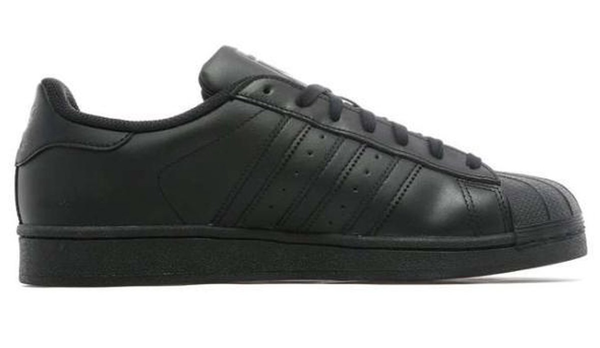 adidas super star black