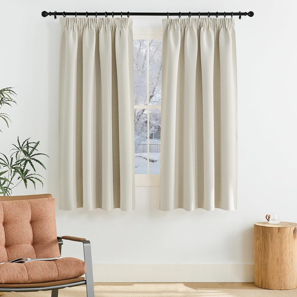 Famanu Gordijnen Kant en Klaar - Verduisterende Gordijnen - Warmte - en Koude - Isolerende Thermische Gordijnen - Geschikt voor Woonkamer - Slaapkamer Gordijnen - x cm (2 Panelen) - Lichtbeige