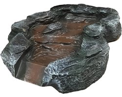 Tuinwaterval met vijver en variabele beekloop