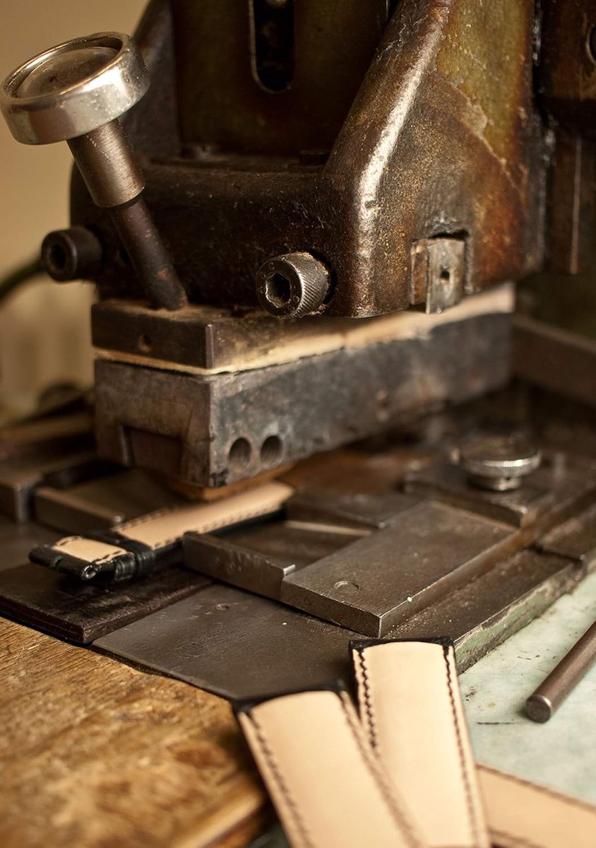 Horlogeband Suède - Leren Band - Klassiek Uiterlijk - Handgemaakt Duits Vakmanschap - 19mm Bandbreedte