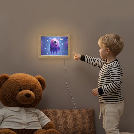 Nachtlampje 20x15 cm - Kinder lampje - Monster - Ruimte - Sterren - Paars - Tafellamp kinderkamer - Slaapkamer lamp - Bedlamp kinderen - Kinderlampje stopcontact - Wandlamp babykamer - Nachtlampjes van OnlyWow — afbeelding 5