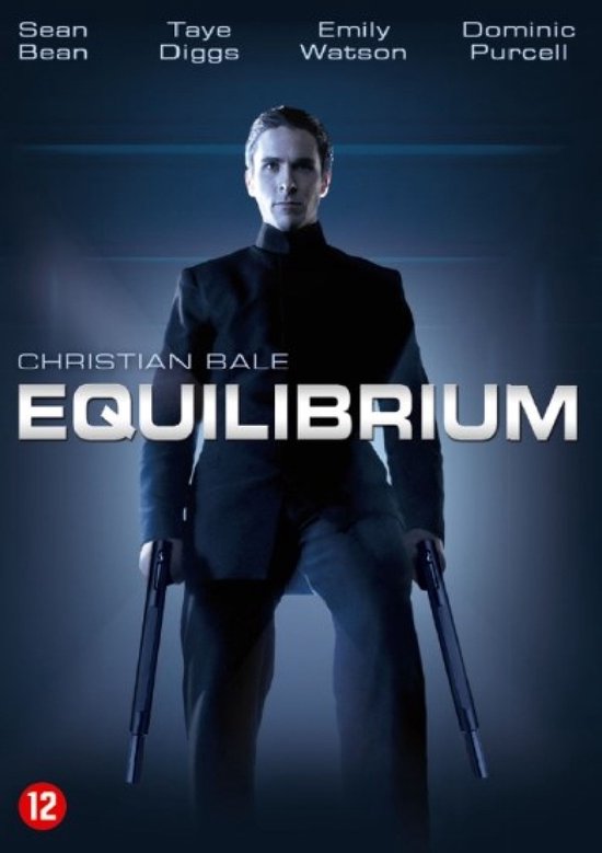 Christian Bale in zwart uniform met twee pistolen, poster van de film Equilibrium.