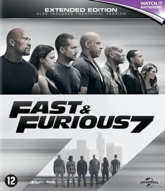 Fast & Furious 7: Cast van de film, met Dwayne Johnson, Michelle Rodriguez, Paul Walker en Vin Diesel.