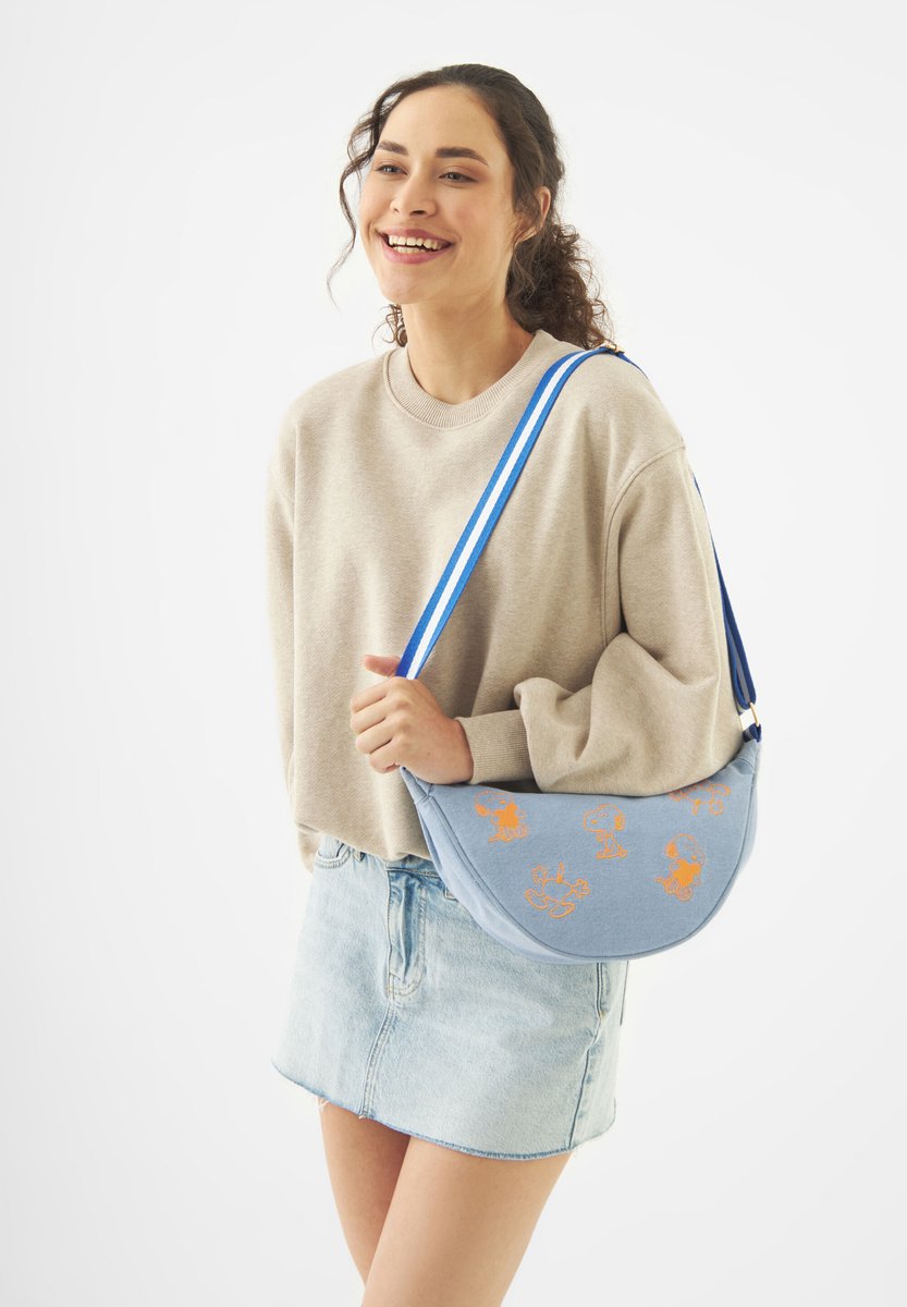 Codello Peanuts™ crossbodytas van denim met SNOOPY-borduursel